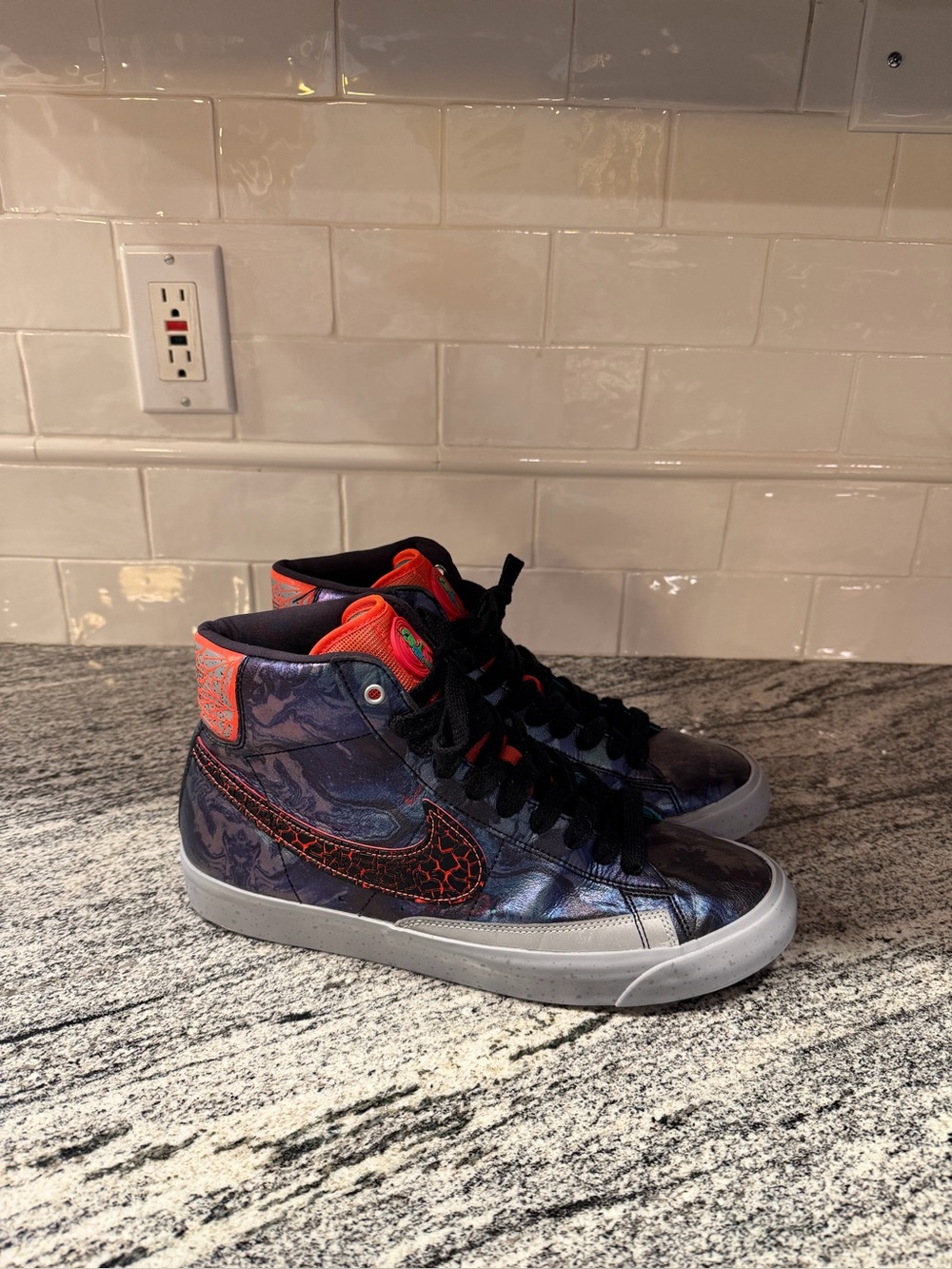 Mens Nike Blazer Mid Premium QS "AREA 72" 598124-800 Size 11
